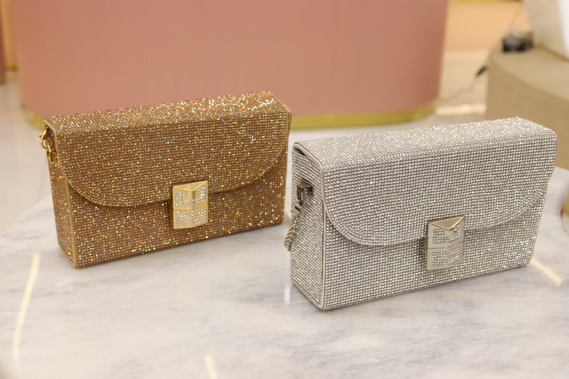 Fancy clutch (SB219)