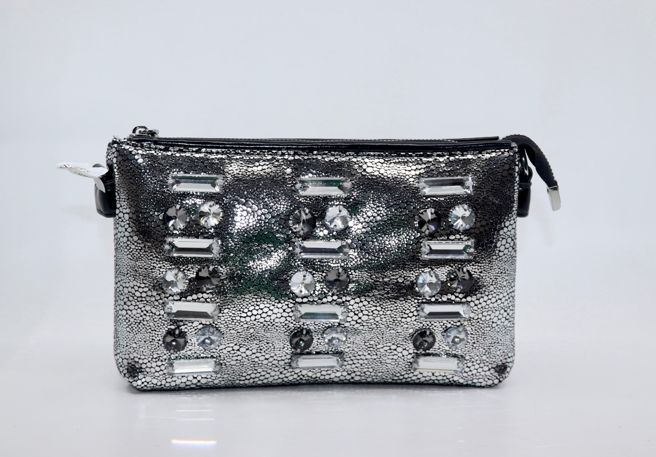 Stones embellish pouch (Sb92)