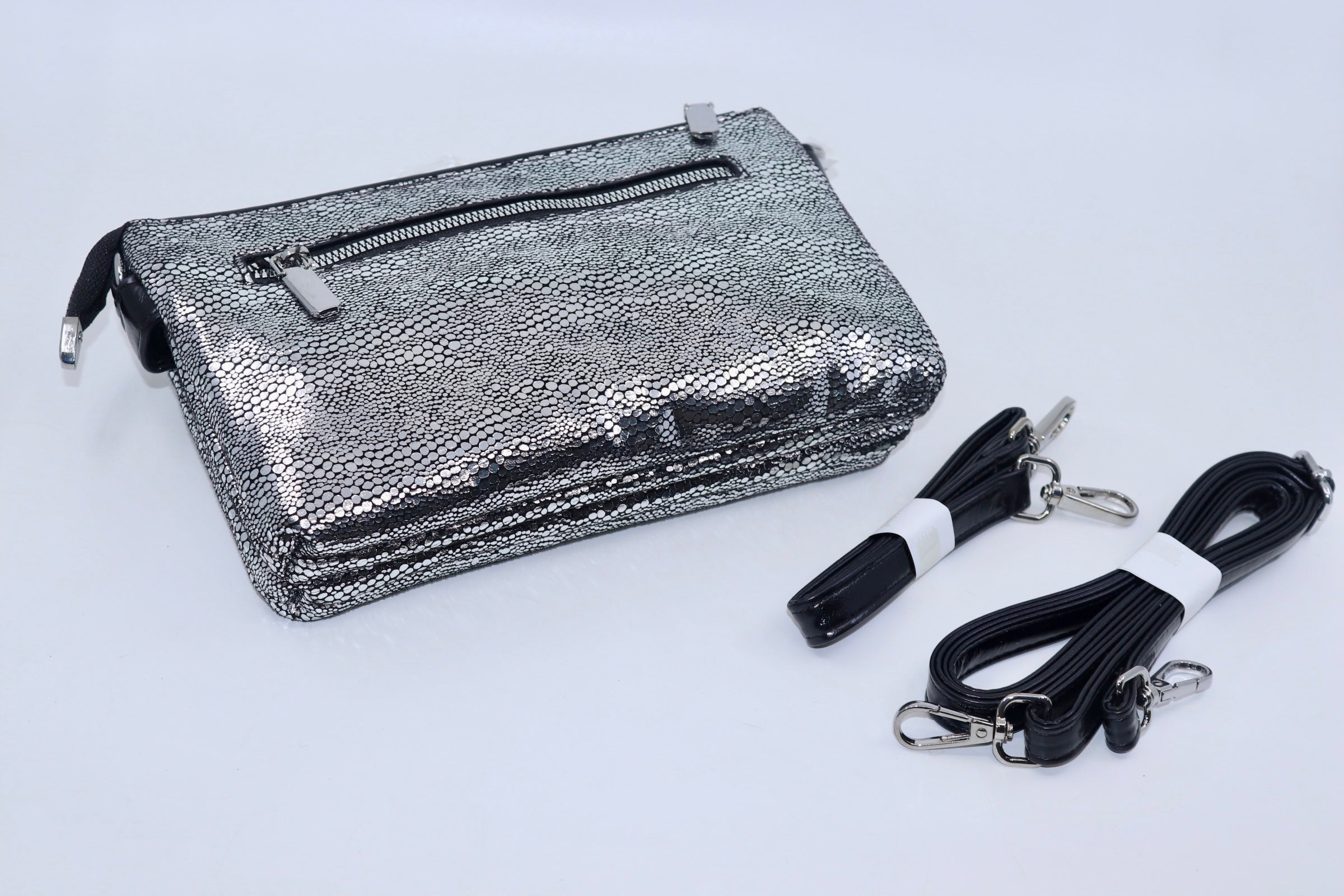 Stones embellish pouch (Sb92)