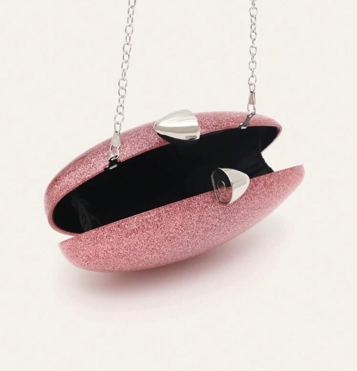 Acrylic clutch 
(SB217)
