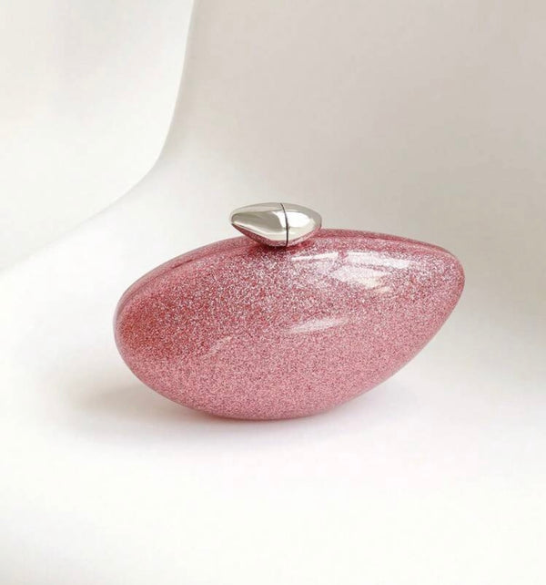 Acrylic clutch 
(SB217)