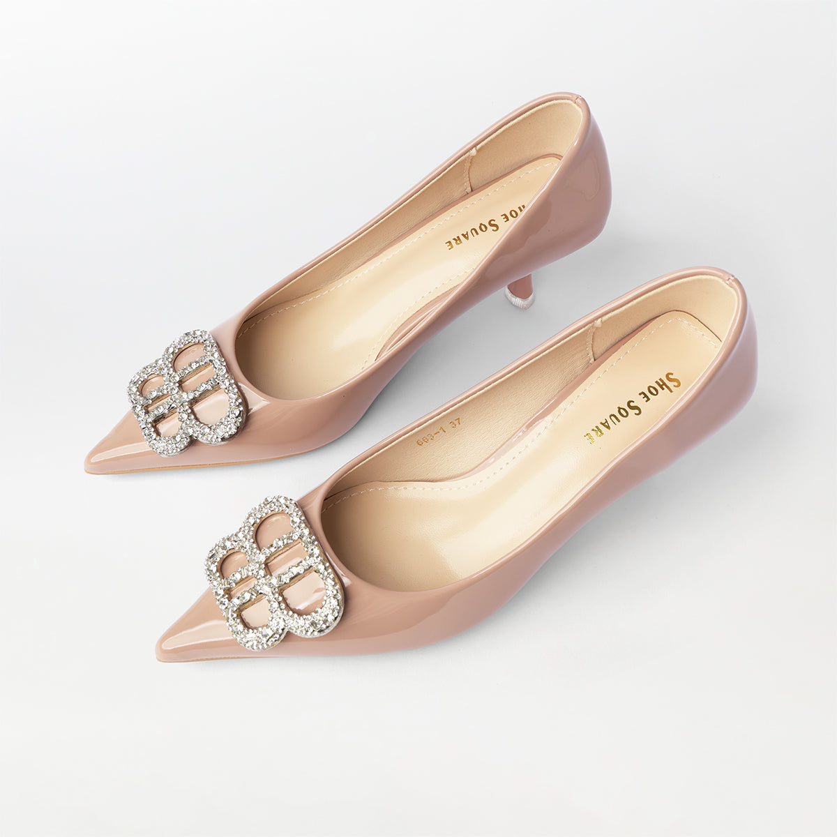 Broach kitten heel Court Shoes Pink - (CH293)