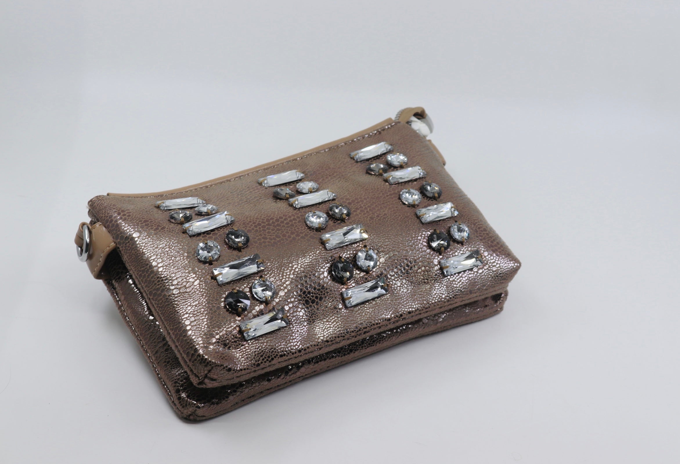 Stones embellish pouch (Sb92)