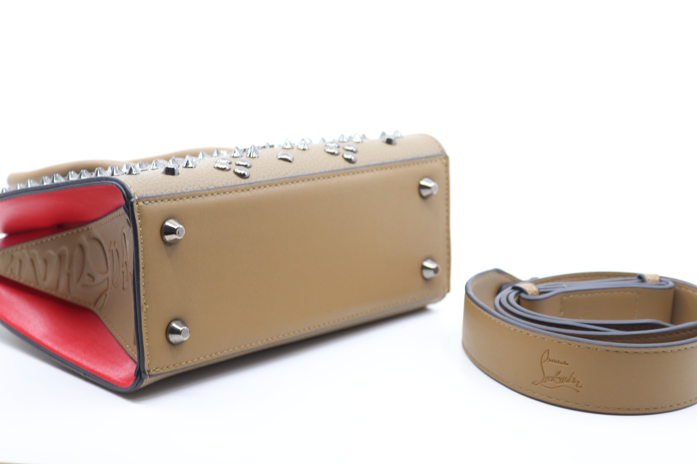 Leather bag embellished with metal studs (SB51)