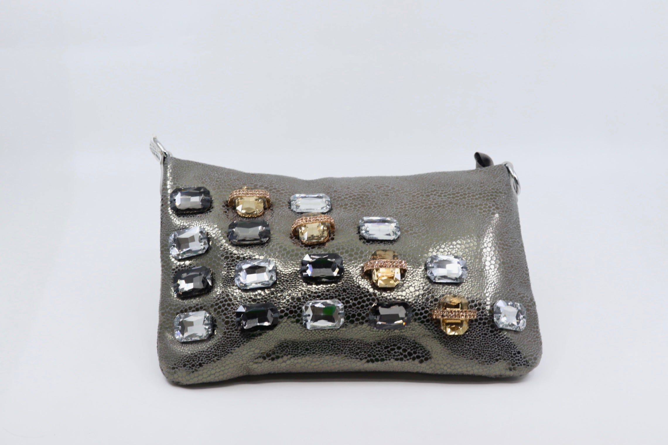 Stones embellish pouch (Sb91)