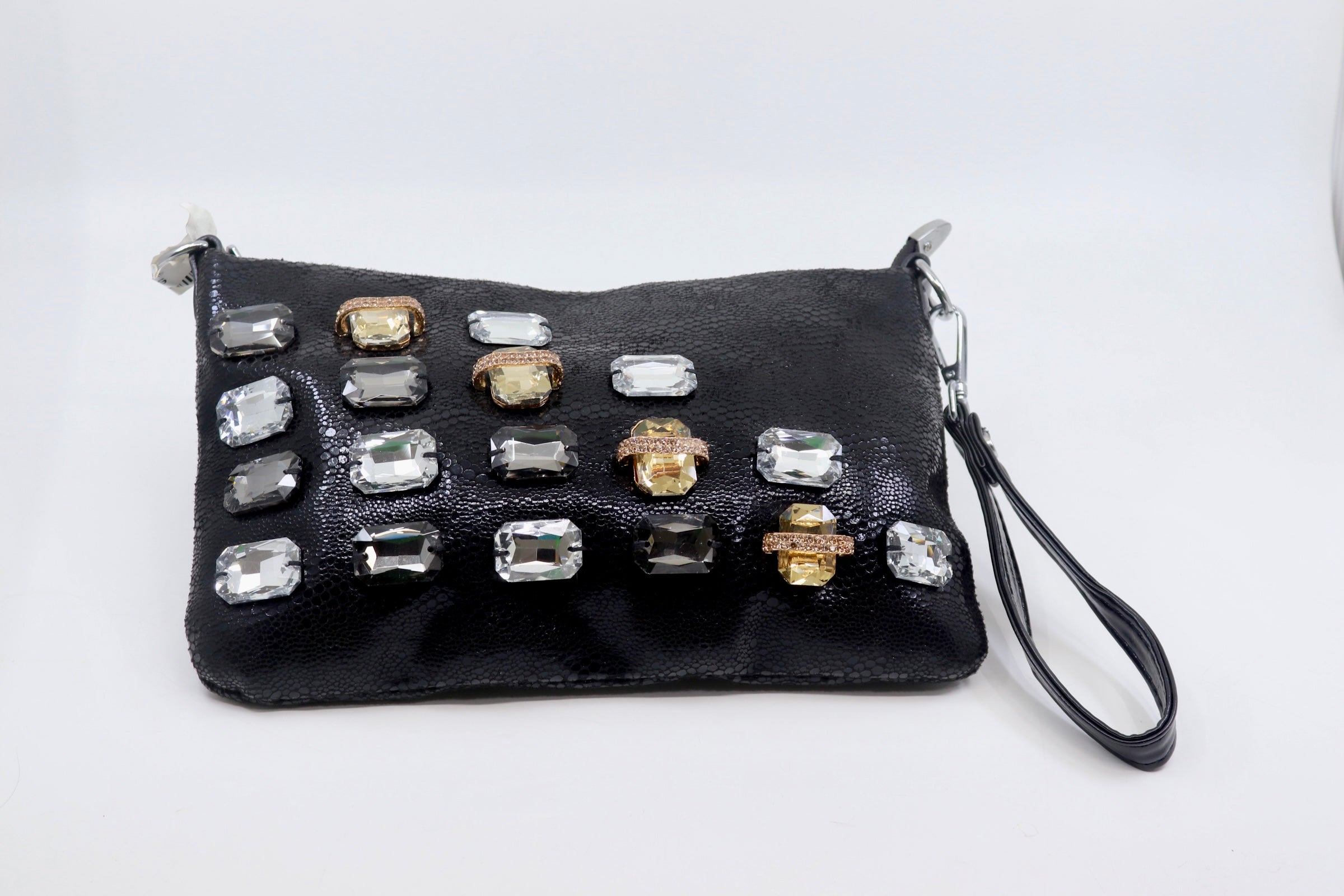 Stones embellish pouch (Sb91)